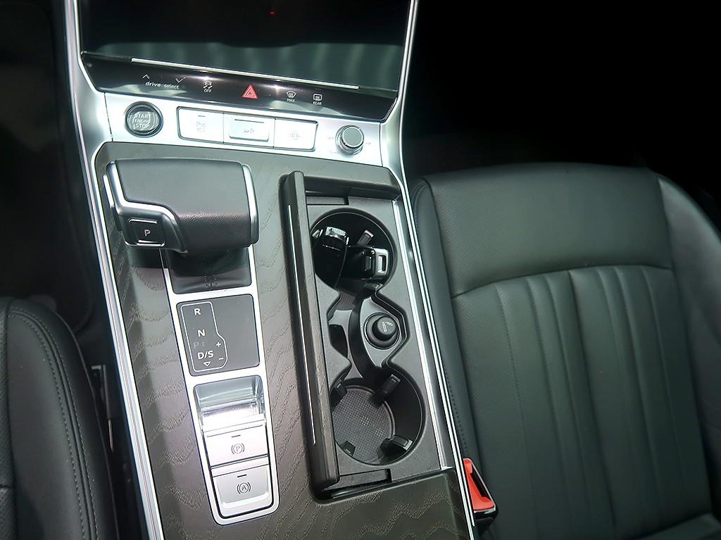 [아우디] A6 (C8) 40 TDI 콰트로 프리미엄 - 이미지 10