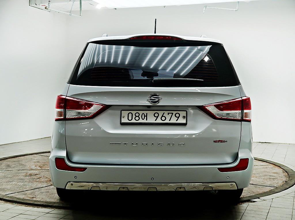 [KG모빌리티(쌍용)] 코란도투리스모 4WD TX 9인승 - 이미지 3