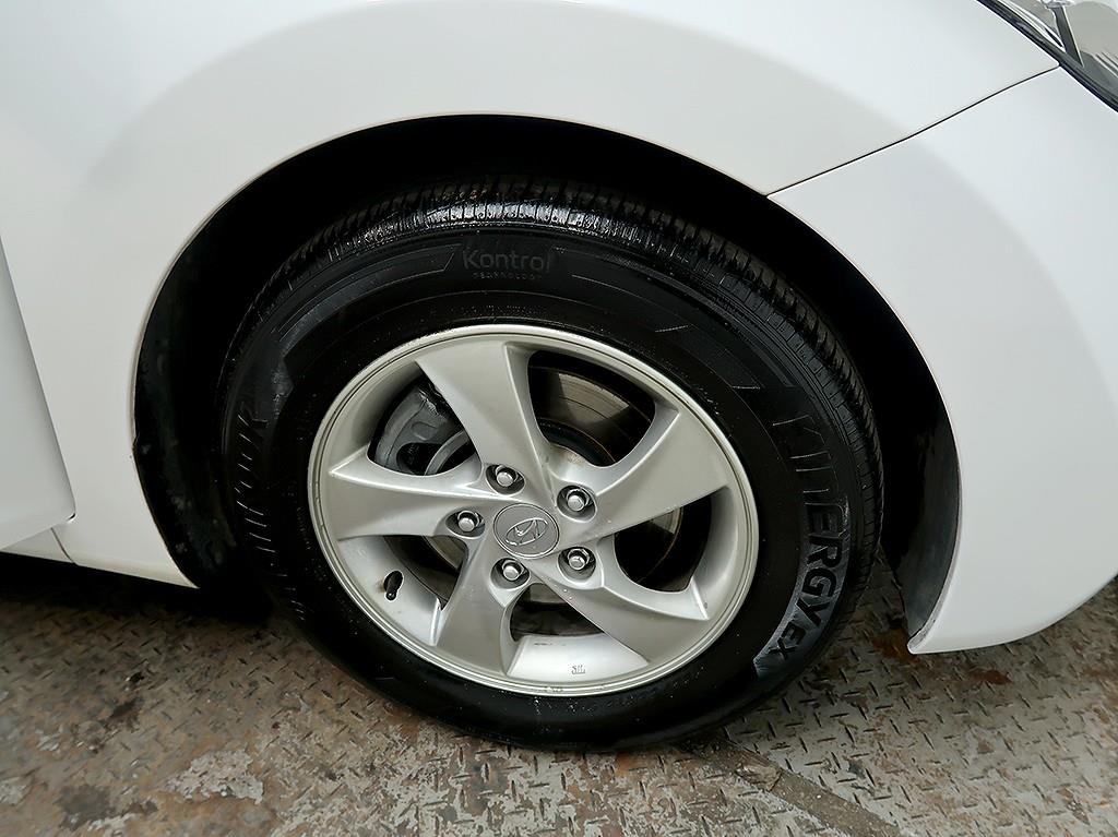 [현대] 아반떼 MD M16 GDI 럭셔리 - 이미지 8