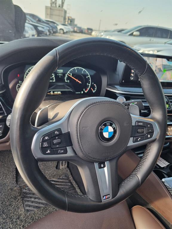 [BMW] 5시리즈 (G30) 520d xDrive M 스포츠 플러스 - 이미지 7