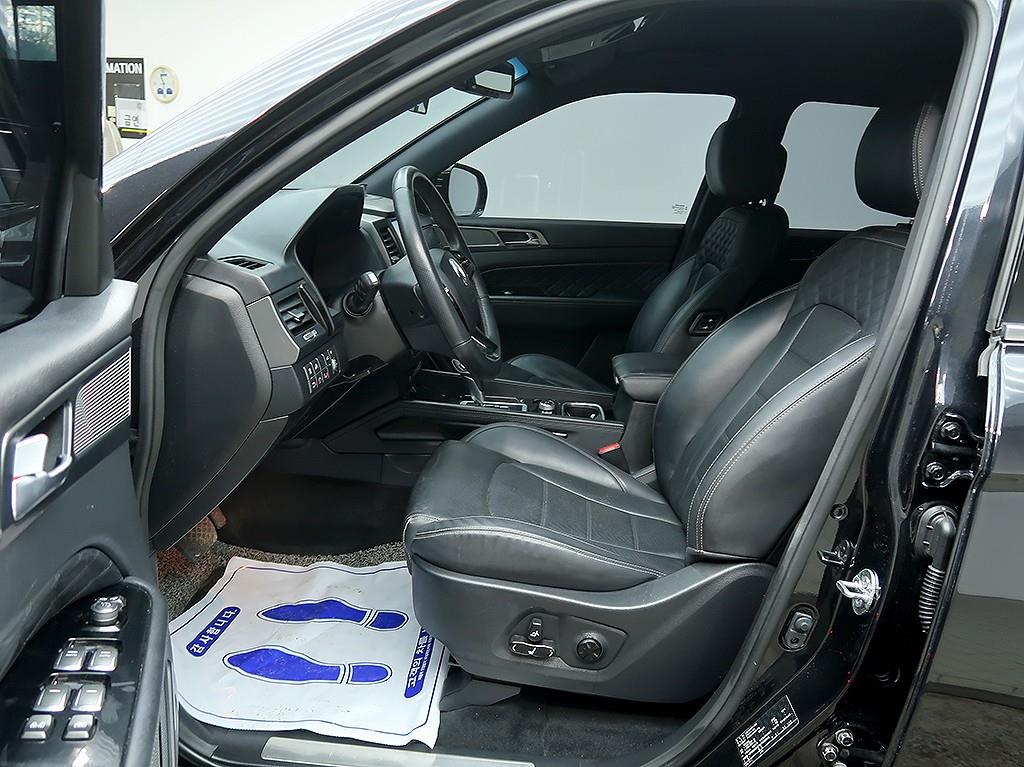 [KG모빌리티(쌍용)] G4렉스턴 디젤 2.2 4WD 화이트 에디션 - 이미지 11