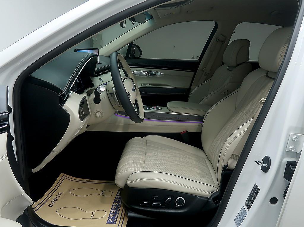 [제네시스] GV70 2.5T 가솔린 AWD - 이미지 11