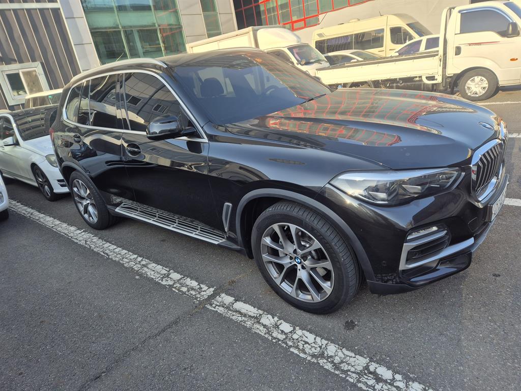 [BMW] X5 (G05) xDrive 30d xLine        (5인승) - 이미지 3