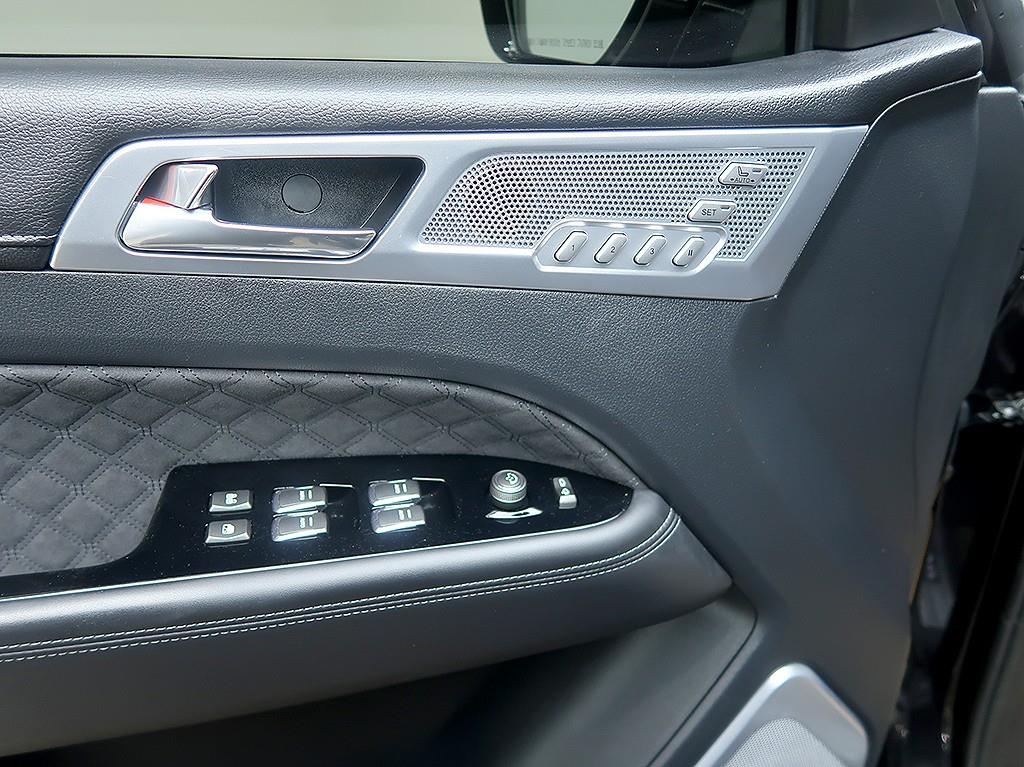 [KG모빌리티(쌍용)] 올 뉴 렉스턴 (Y450) 디젤 2.2 4WD 더 블랙 (5인승) - 이미지 16