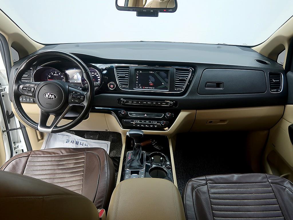 [기아] 더 뉴 카니발 가솔린 9인승 하이리무진 노블레스 스페셜 - 이미지 5