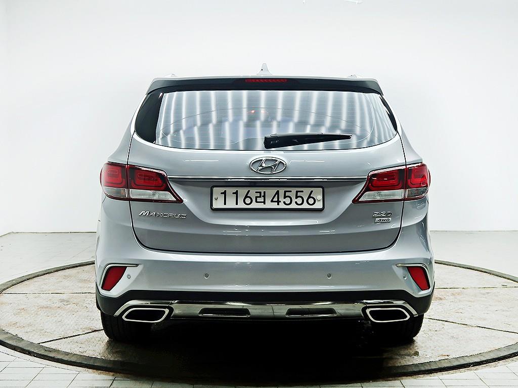 [현대] 더뉴맥스크루즈 E-VGT R2.2 4WD 익스클루시브       (6인승) - 이미지 3