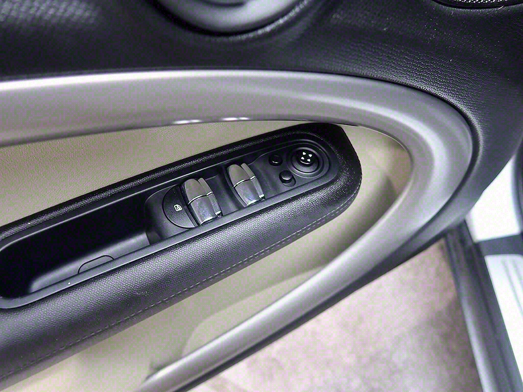 [미니] 컨트리맨 (R60) 2.0 쿠퍼 D SE - 이미지 13