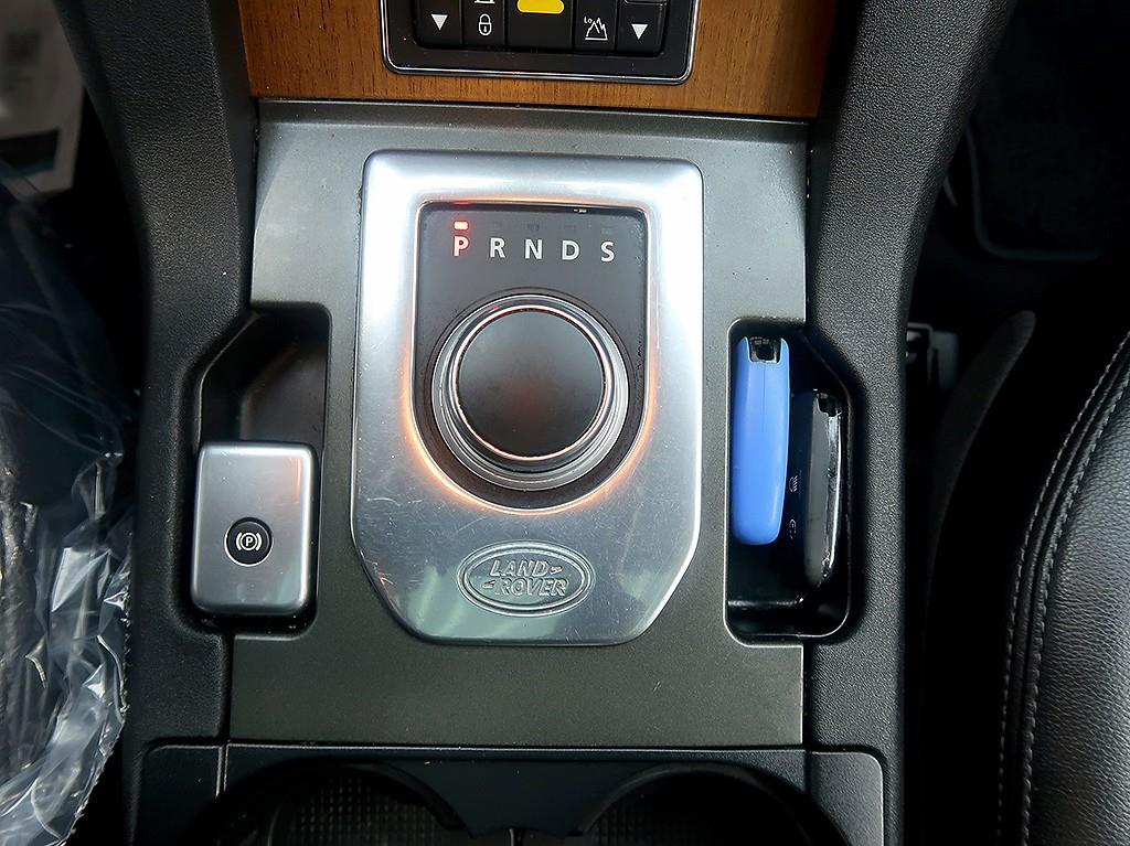 [랜드로버] 디스커버리4 3.0 TDV6 SE - 이미지 10