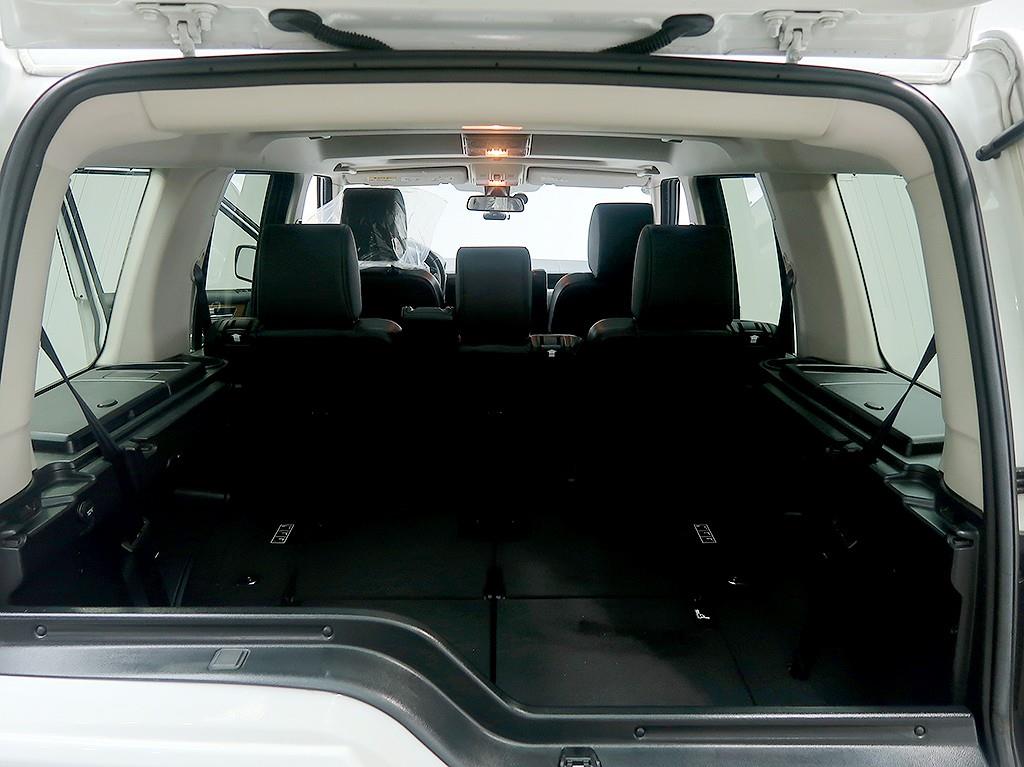 [랜드로버] 디스커버리4 3.0 TDV6 SE - 이미지 15