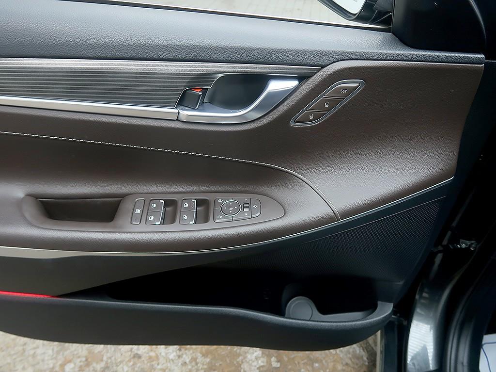 [현대] 그랜저 IG 하이브리드 익스클루시브 스페셜 - 이미지 15