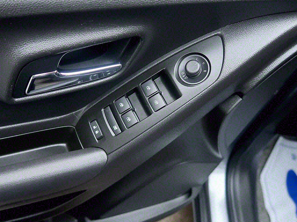 [쉐보레] 더뉴트랙스 가솔린 1.4 LT 코어 - 이미지 14