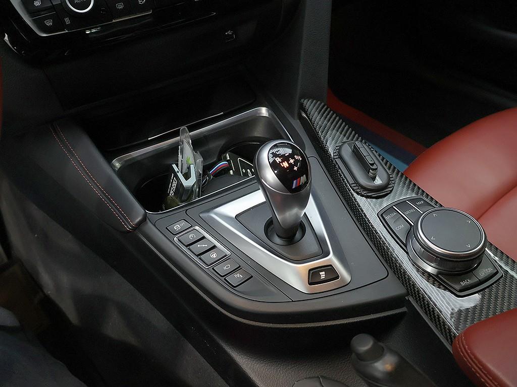 [BMW] M4 (F82) 쿠페 컴패티션        (4인승) - 이미지 10