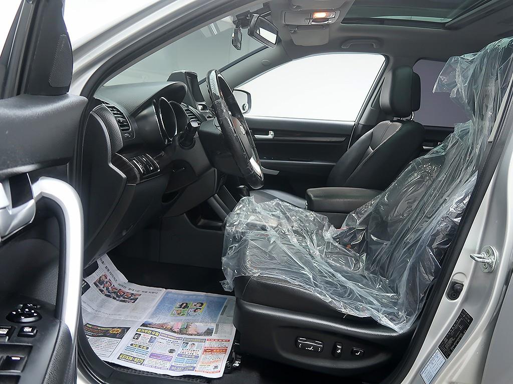 [기아] 쏘렌토 R 디젤 2WD 2.2 TLX 최고급형 - 이미지 11