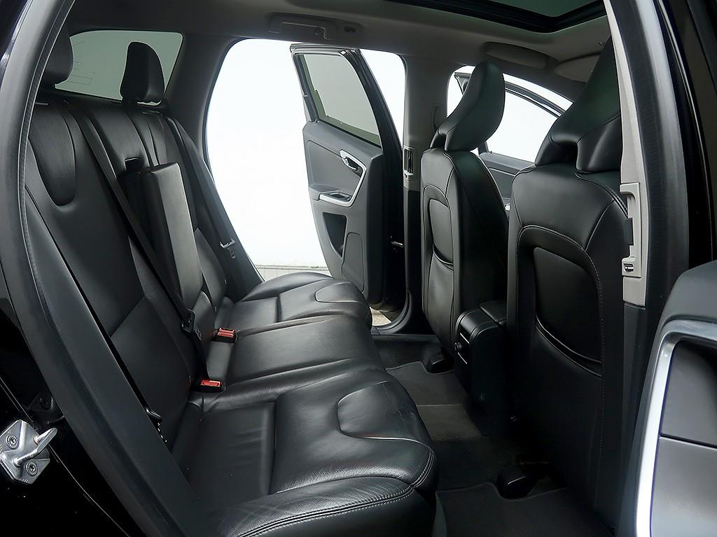 [볼보] XC60 D3 - 이미지 12