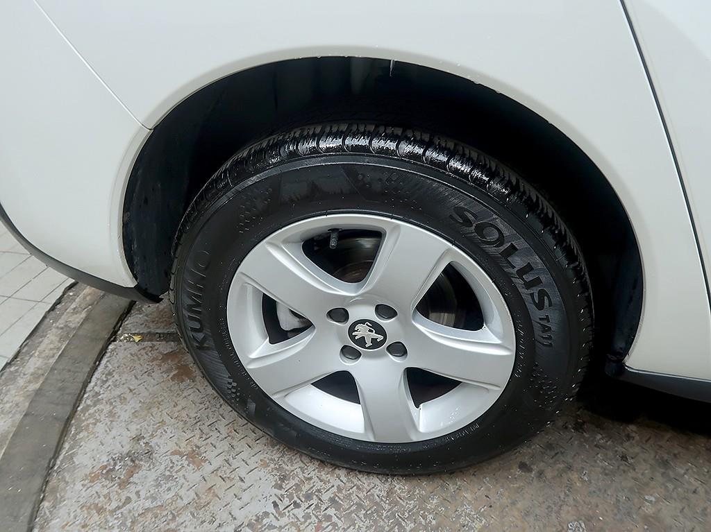 [푸조] 3008 1.6 e-HDI Active - 이미지 8