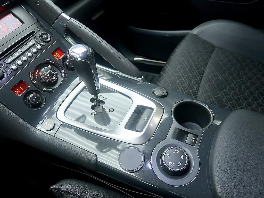 [푸조] 3008 1.6 e-HDI Active - 이미지 10