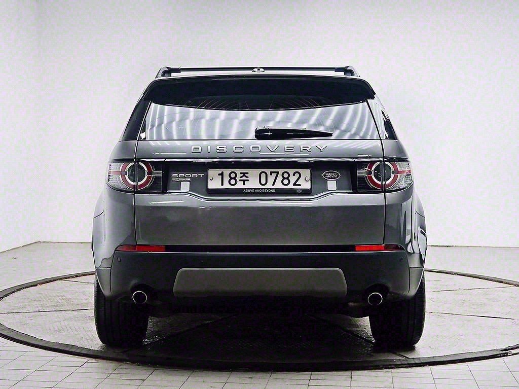 [랜드로버] 디스커버리 스포츠 2.0 TD4 HSE 럭셔리 - 이미지 3