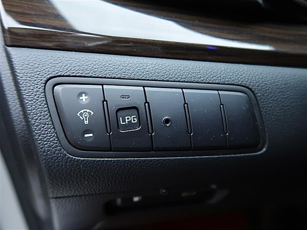 [기아] 더 뉴 K7 LPI 3.0 럭셔리 - 이미지 18