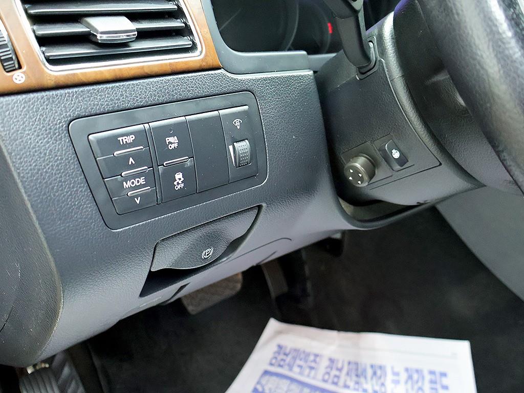 [KG모빌리티(쌍용) ] 체어맨H 뉴클래식 500S 최고급형 - 이미지 17