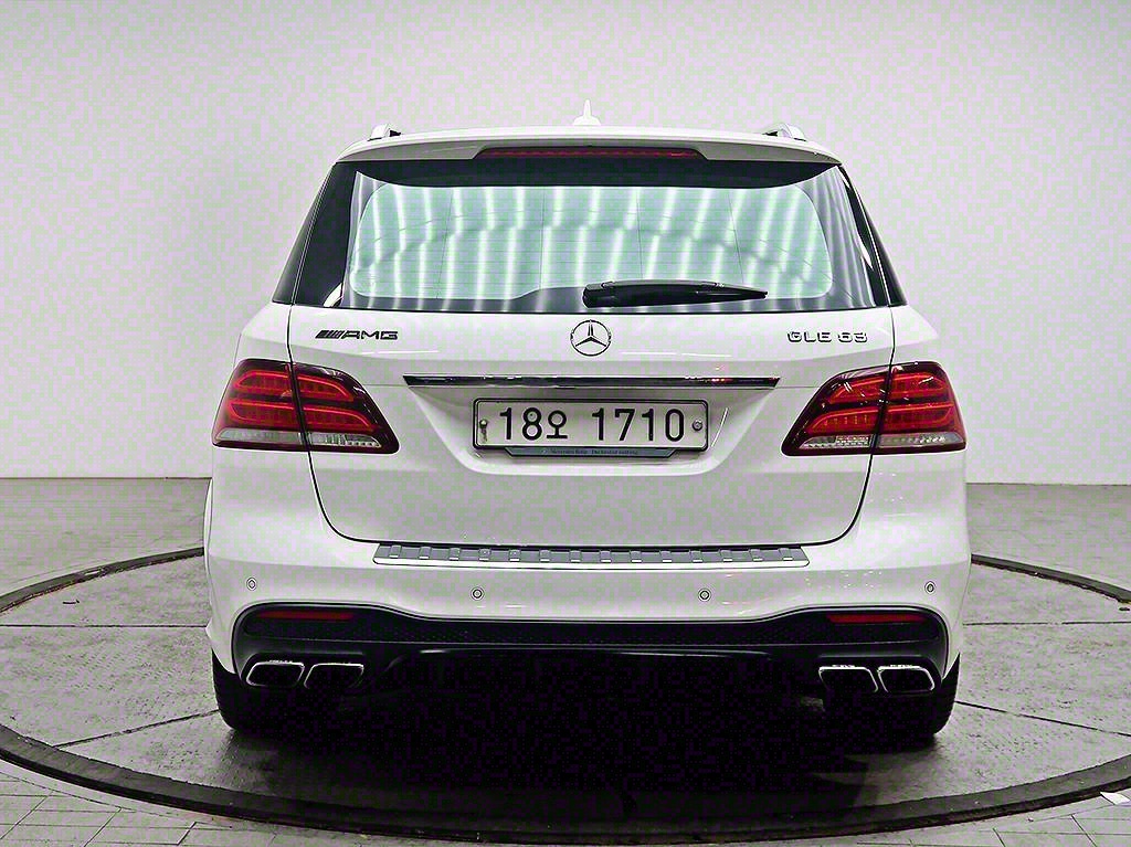 [벤츠] GLE 클래스 W166 GLE 63 AMG 4MATIC - 이미지 3