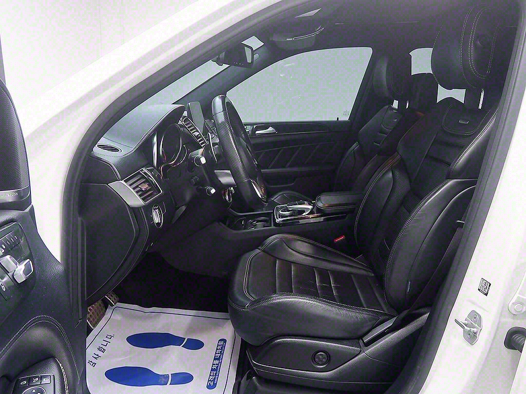 [벤츠] GLE 클래스 W166 GLE 63 AMG 4MATIC - 이미지 11