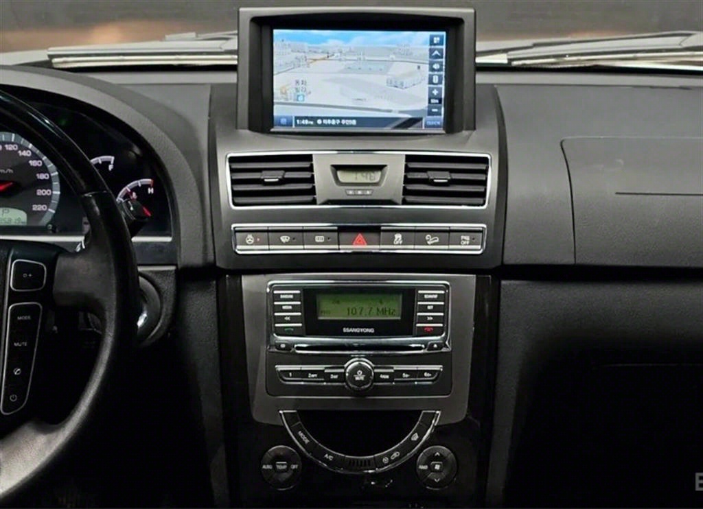 [KG모빌리티(쌍용) ] 렉스턴W 2.0 4WD 어드벤처 60th 에디션 - 이미지 14