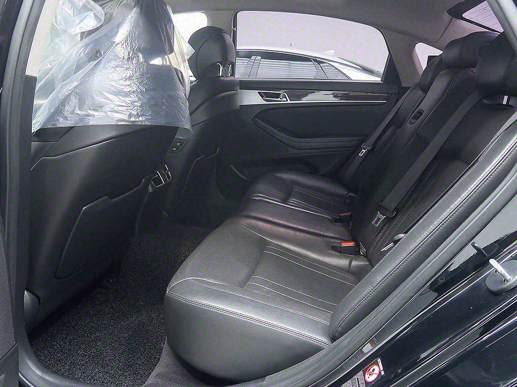 [제네시스] G80 3.3 GDI AWD 럭셔리       (5인승) - 이미지 12