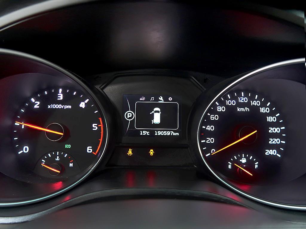 [기아] 올 뉴 카니발 디젤 9인승 럭셔리 - 이미지 6