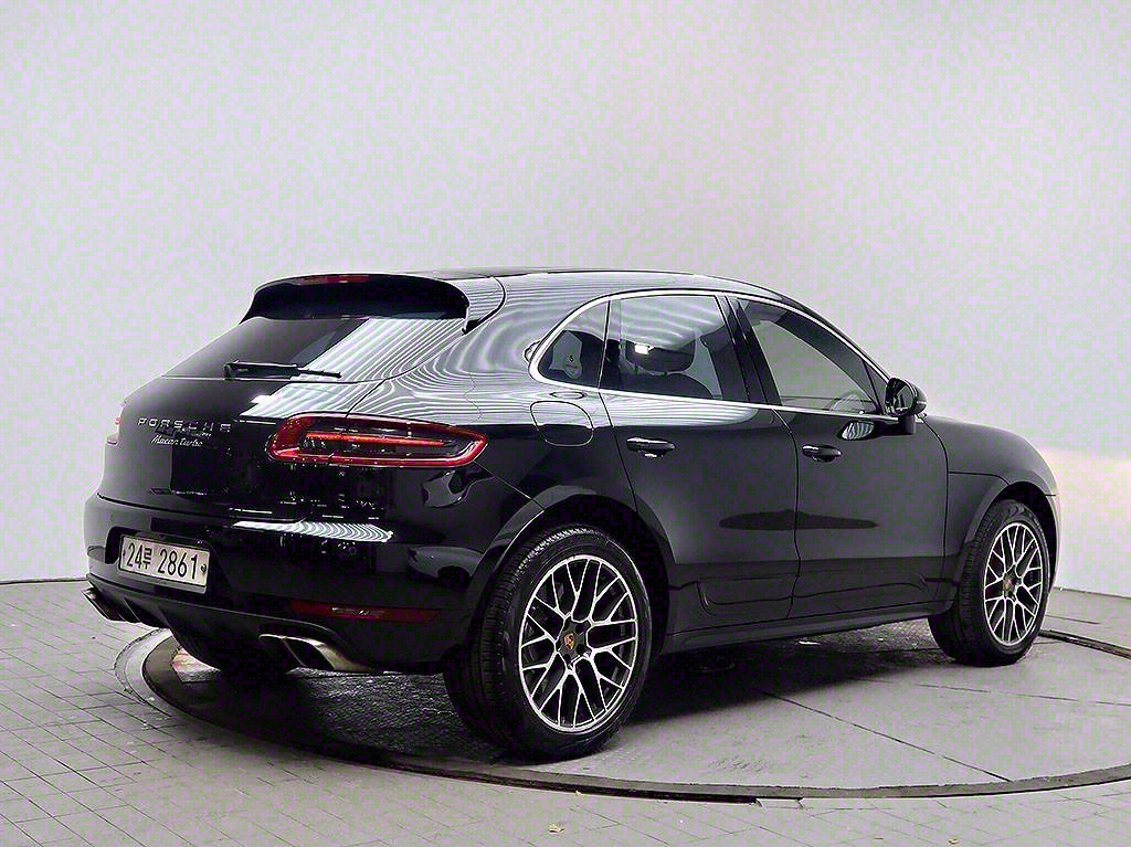 [포르쉐] 마칸 가솔린 3.6 터보 - 이미지 4