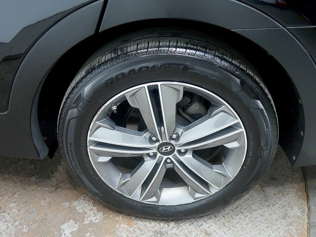 [현대] 맥스크루즈 R2.2 4WD 익스클루시브        (7인승) - 이미지 7