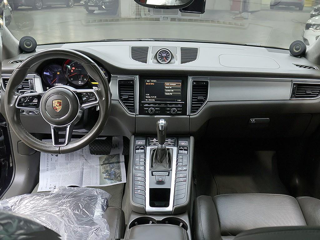 [포르쉐] 마칸 가솔린 3.6 터보 - 이미지 5