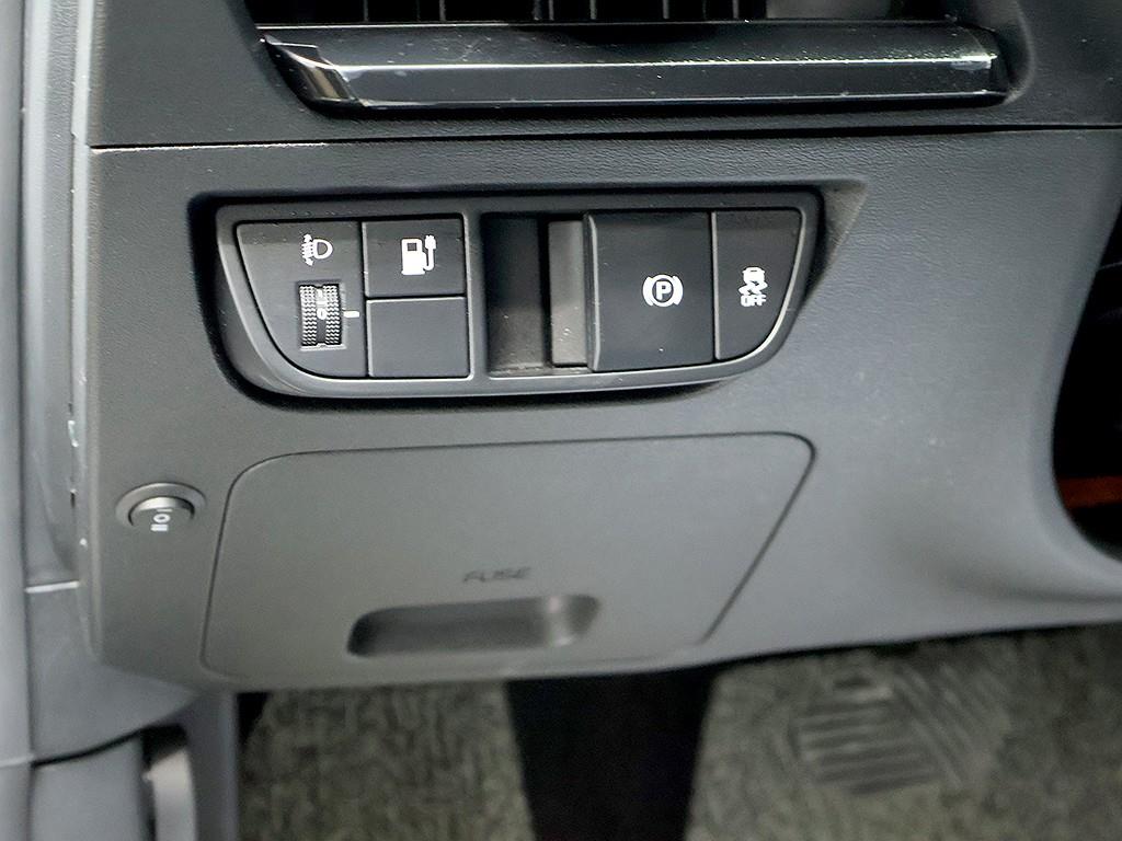 [기아] EV6 롱레인지 AWD 라이트 - 이미지 19