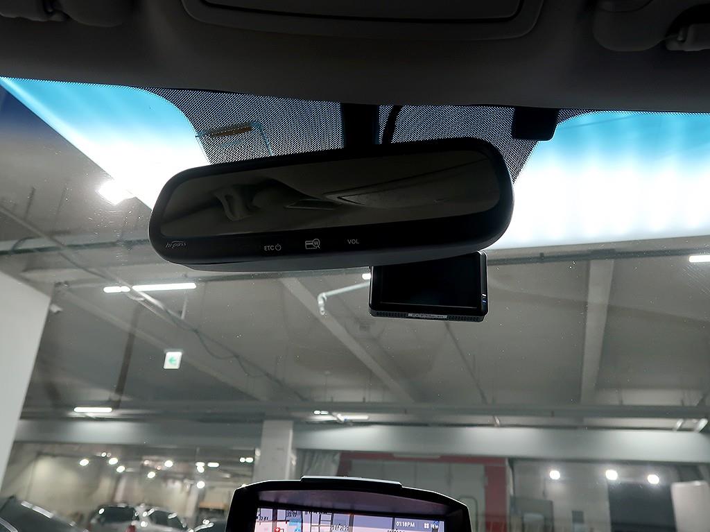 [기아] 스포티지 R 2WD TLX 최고급형       (5인승) - 이미지 17