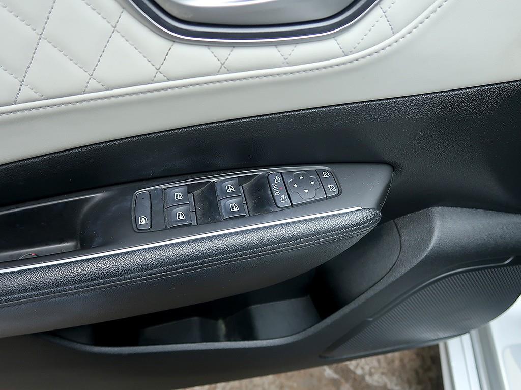 [르노코리아(삼성)] SM6 LPG 2.0 LPe RE(장애인용) - 이미지 17