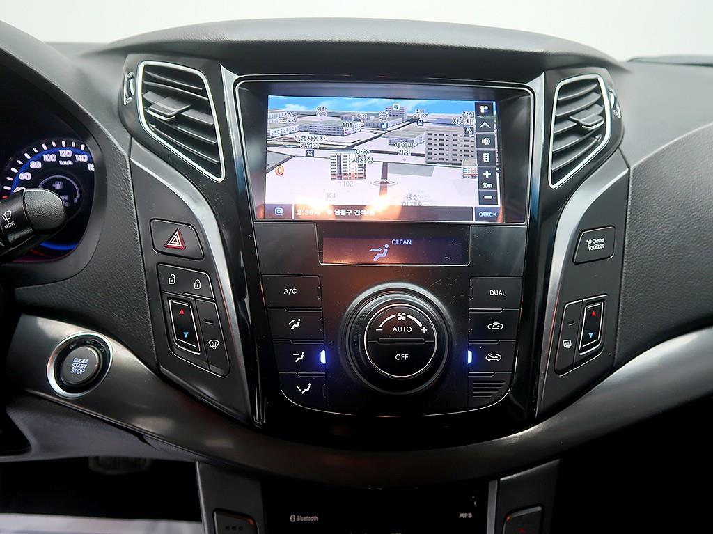 [현대] i40Saloon 1.7 VGT PREMIUM - 이미지 9