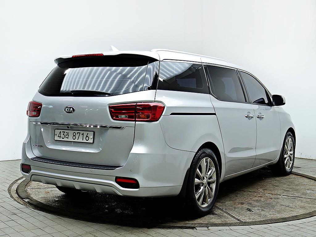 [기아] 더 뉴 카니발 디젤 9인승 노블레스 스페셜 - 이미지 4