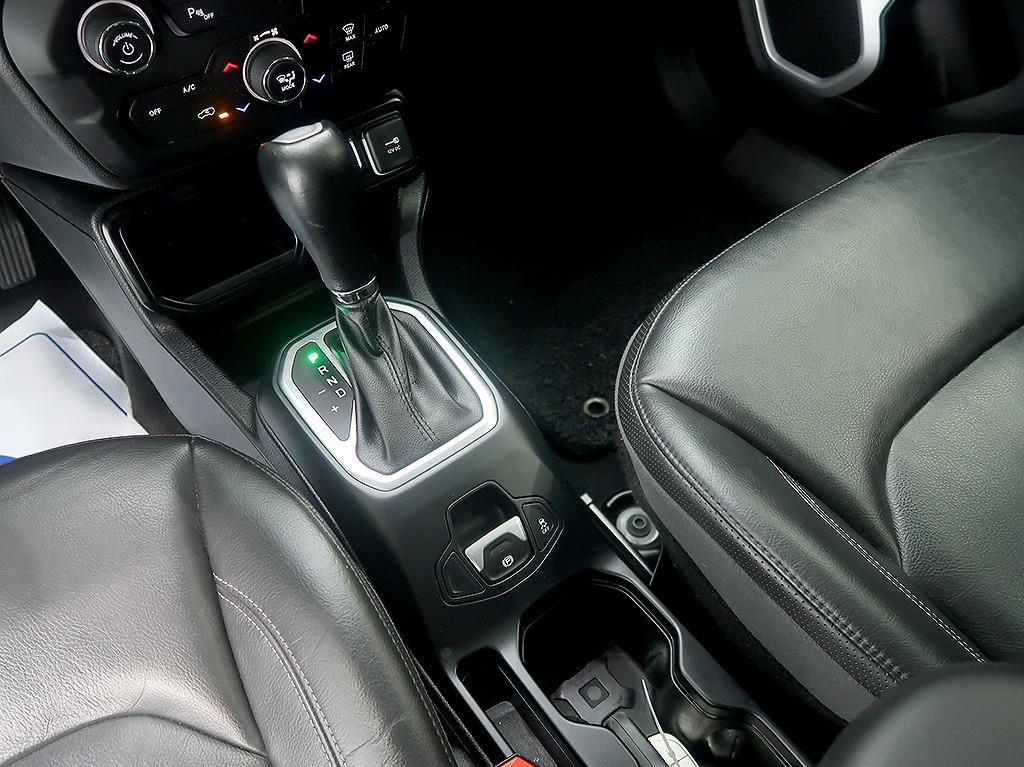 [지프] 레니게이드 2.4 론지튜드 하이 - 이미지 10