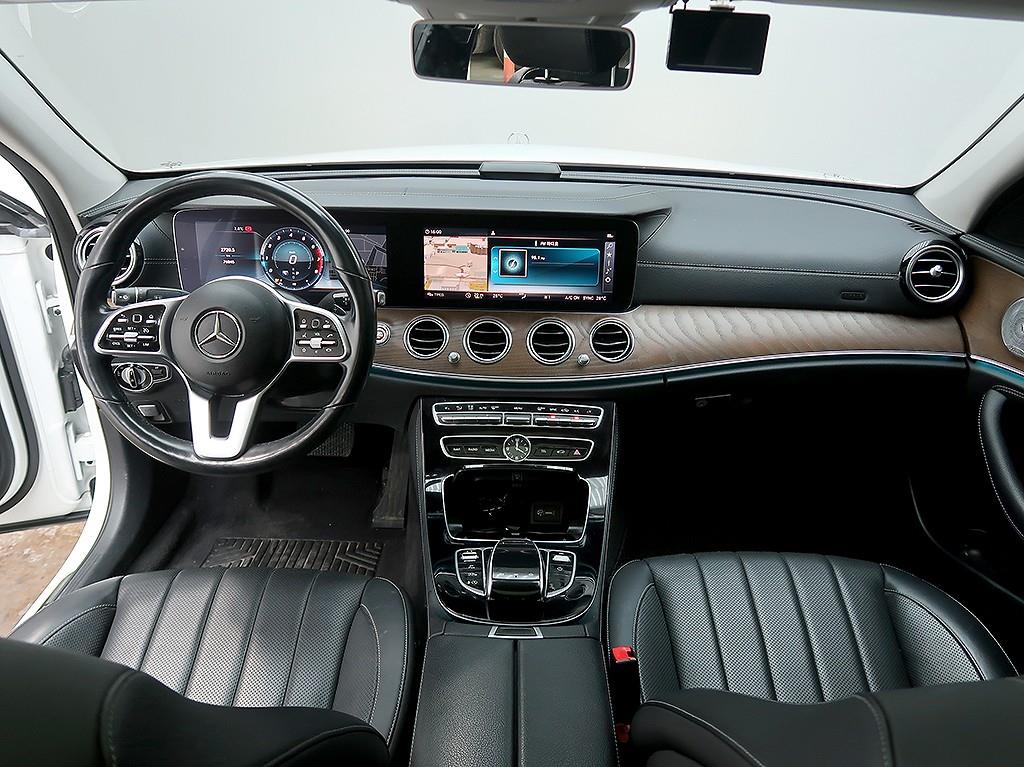 [벤츠] E-클래스 W213 E300 4MATIC 익스클루시브 - 이미지 5