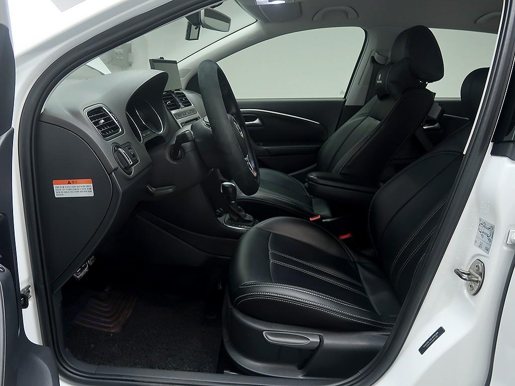 [폭스바겐] 폴로 1.4 TDI 블루모션 R-LINE - 이미지 11