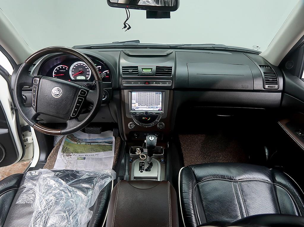 [KG모빌리티(쌍용) ] 렉스턴W 2.0  4WD 노블레스        (7인승) - 이미지 5