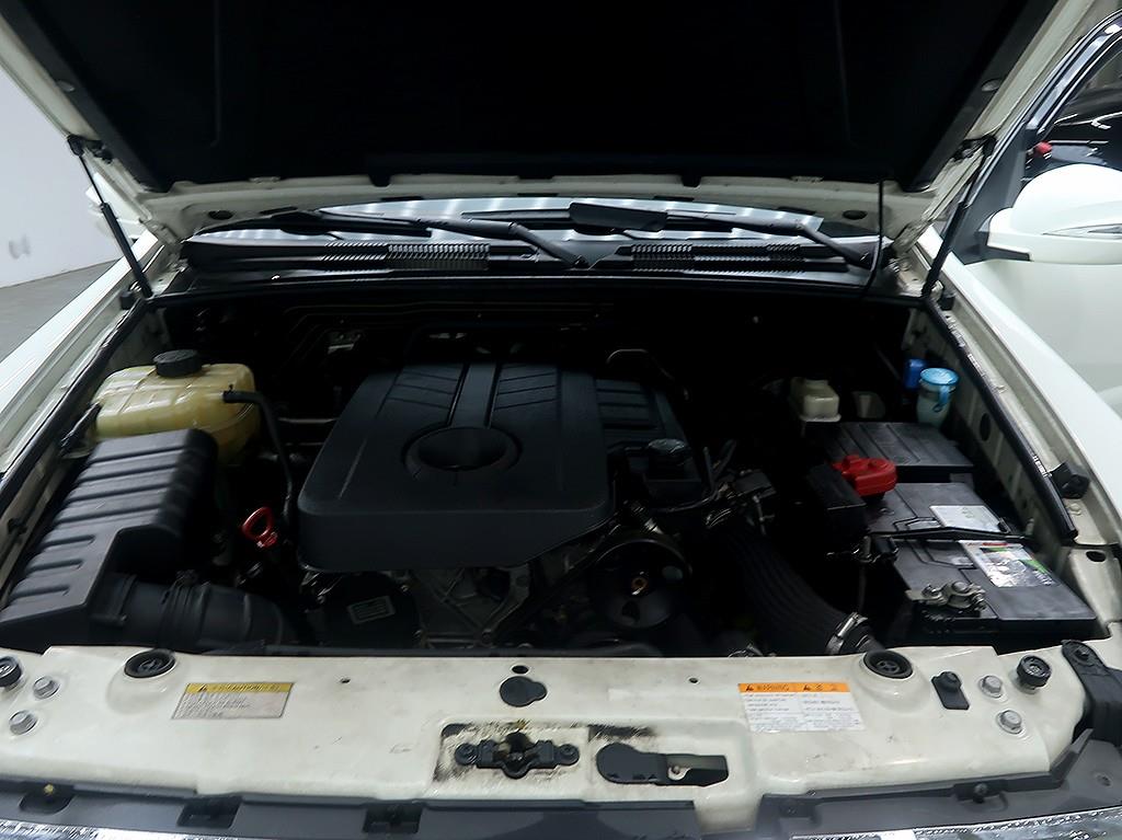 [KG모빌리티(쌍용) ] 렉스턴W 2.0  4WD 노블레스        (7인승) - 이미지 7