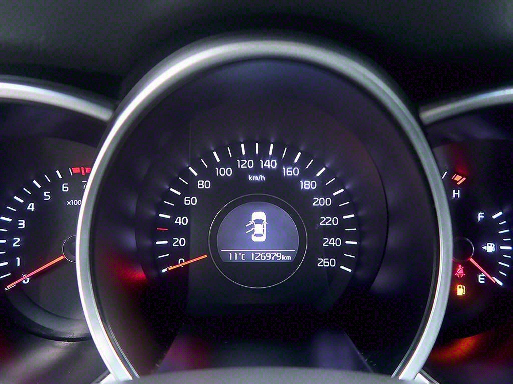 [기아] 더 뉴 K5 2.0 럭셔리 기본형       (5인승) - 이미지 6