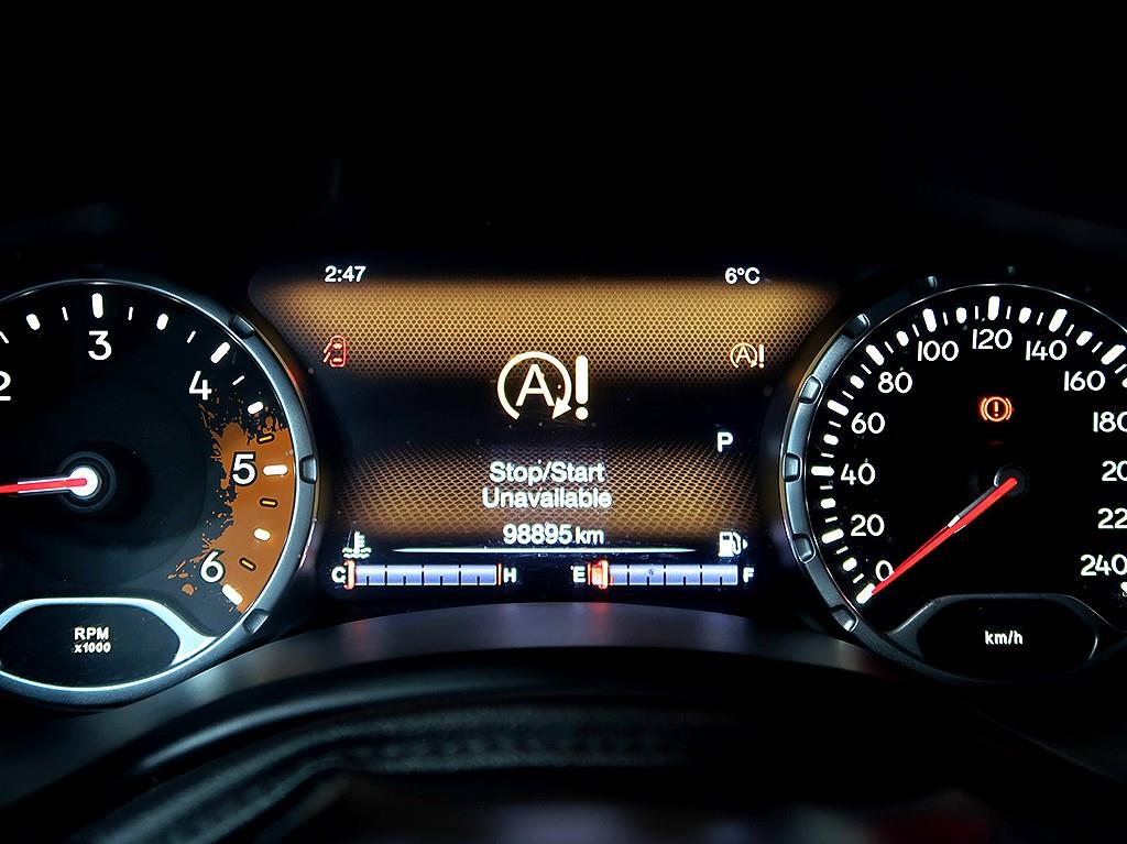 [지프] 레니게이드 2.0 디젤 리미티드 AWD        (5인승) - 이미지 6