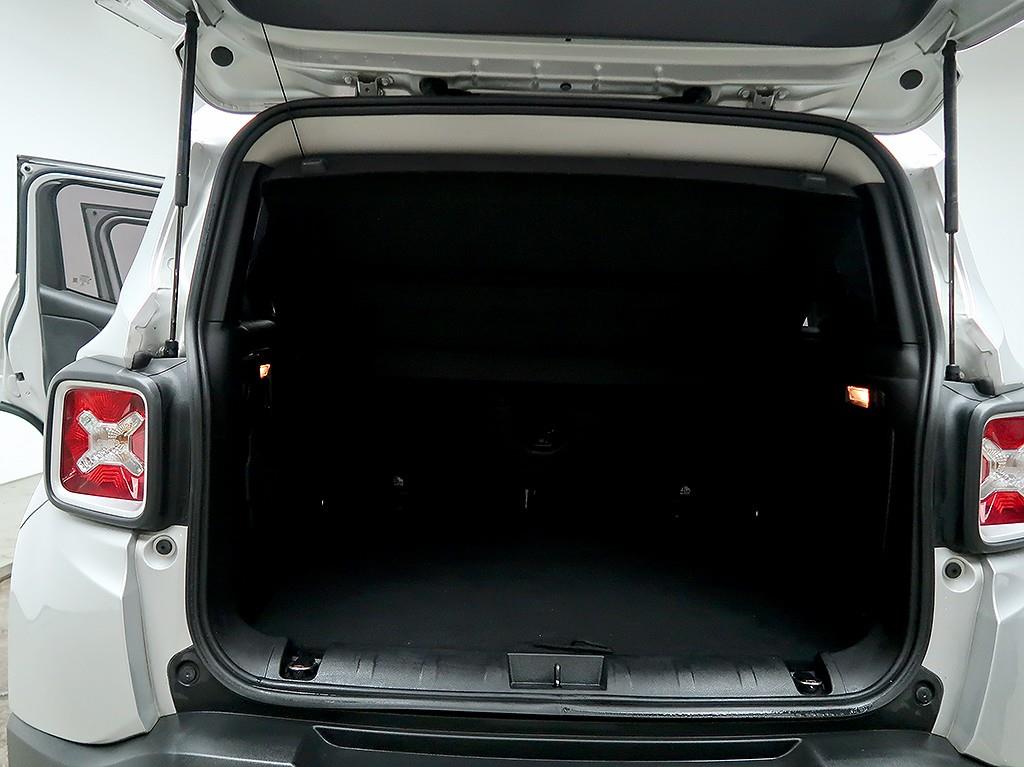 [지프] 레니게이드 2.0 디젤 리미티드 AWD        (5인승) - 이미지 17