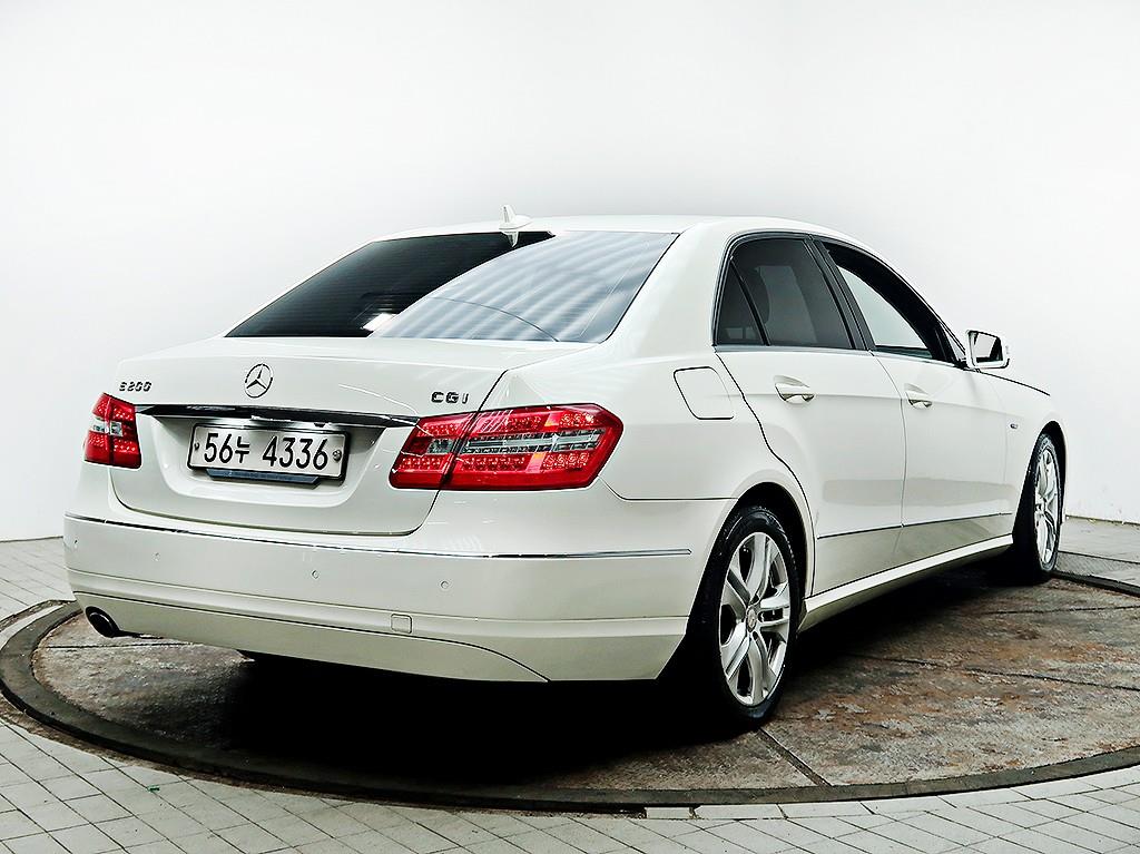 [벤츠] E-클래스 W212 E200 CGI 아방가르드 - 이미지 4