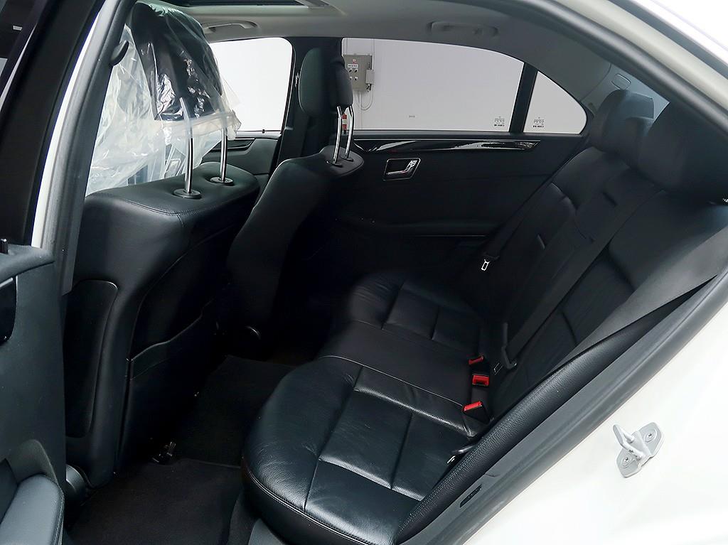 [벤츠] E-클래스 W212 E200 CGI 아방가르드 - 이미지 12