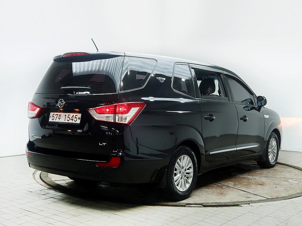 [KG모빌리티(쌍용) ] 코란도투리스모 4WD LT 9인승 - 이미지 4