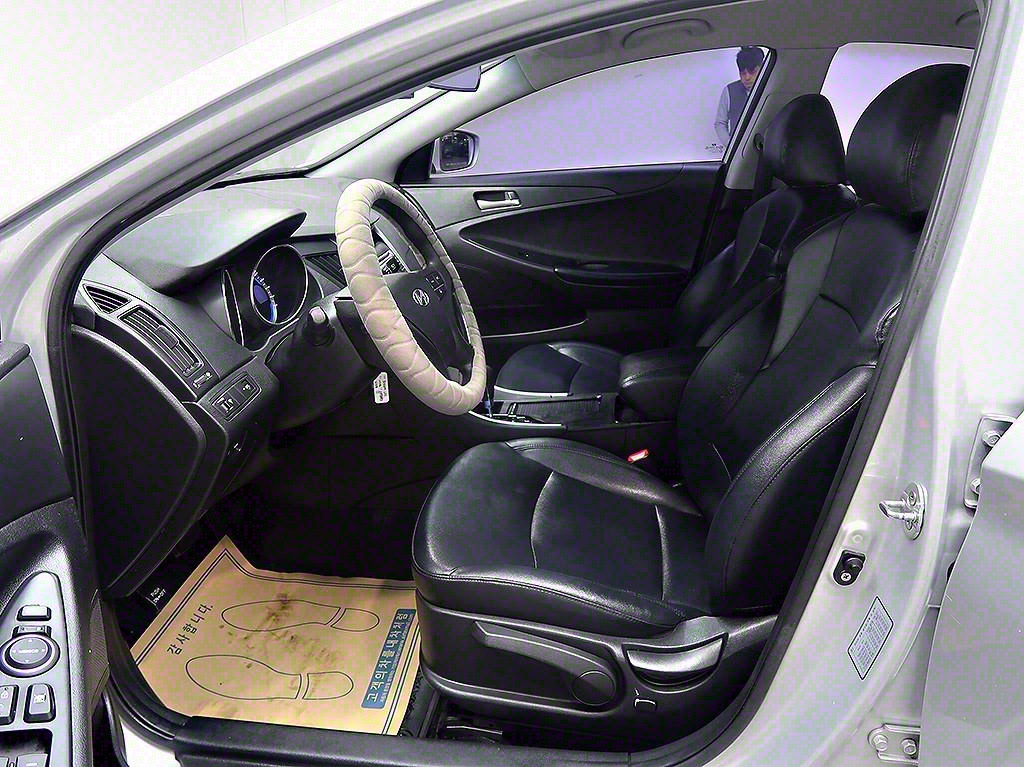 [현대] YF 쏘나타 LPI 럭셔리       (5인승) - 이미지 11