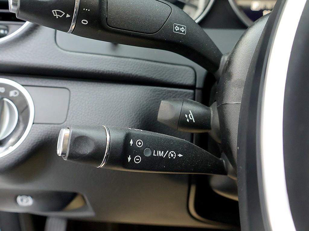 [벤츠] C클래스 W204 C220 CDI 아방가르드 - 이미지 15