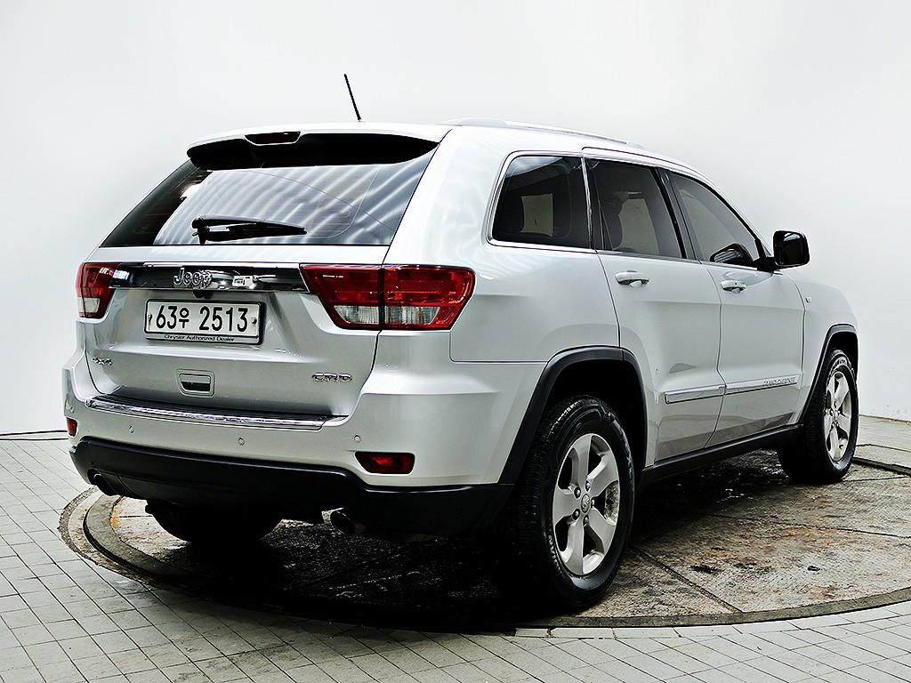 [지프] 그랜드 체로키 3.0 디젤 라레도 - 이미지 4